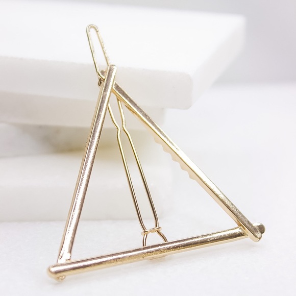 Accessories - Triangle Gold Tone Hair Clip